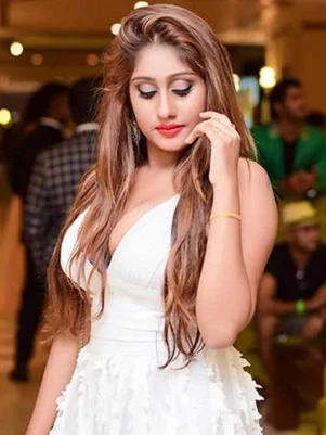 ꧅ Call Us-8447779280-Call Girls in Noida Sector 32 Noida Escorts,Service Women Seeking Men Delhi ncr