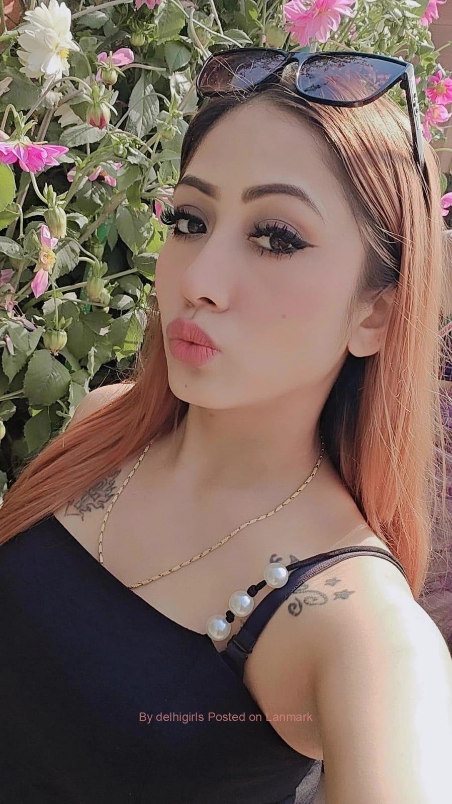 Independent Housewife in Delhi 8860008073 Call Girls Services in Nehru Place Escorts