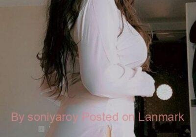 rajkot-big-boobs-girl-xxx-selfshot-pics-of-sexy-nude-body-show-to-fuck-buddy-in-college-12-1